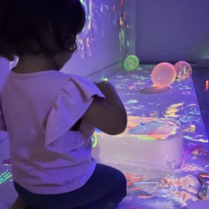 Atelier Sensorial LUZES-NÉON - 7 de fevereiro